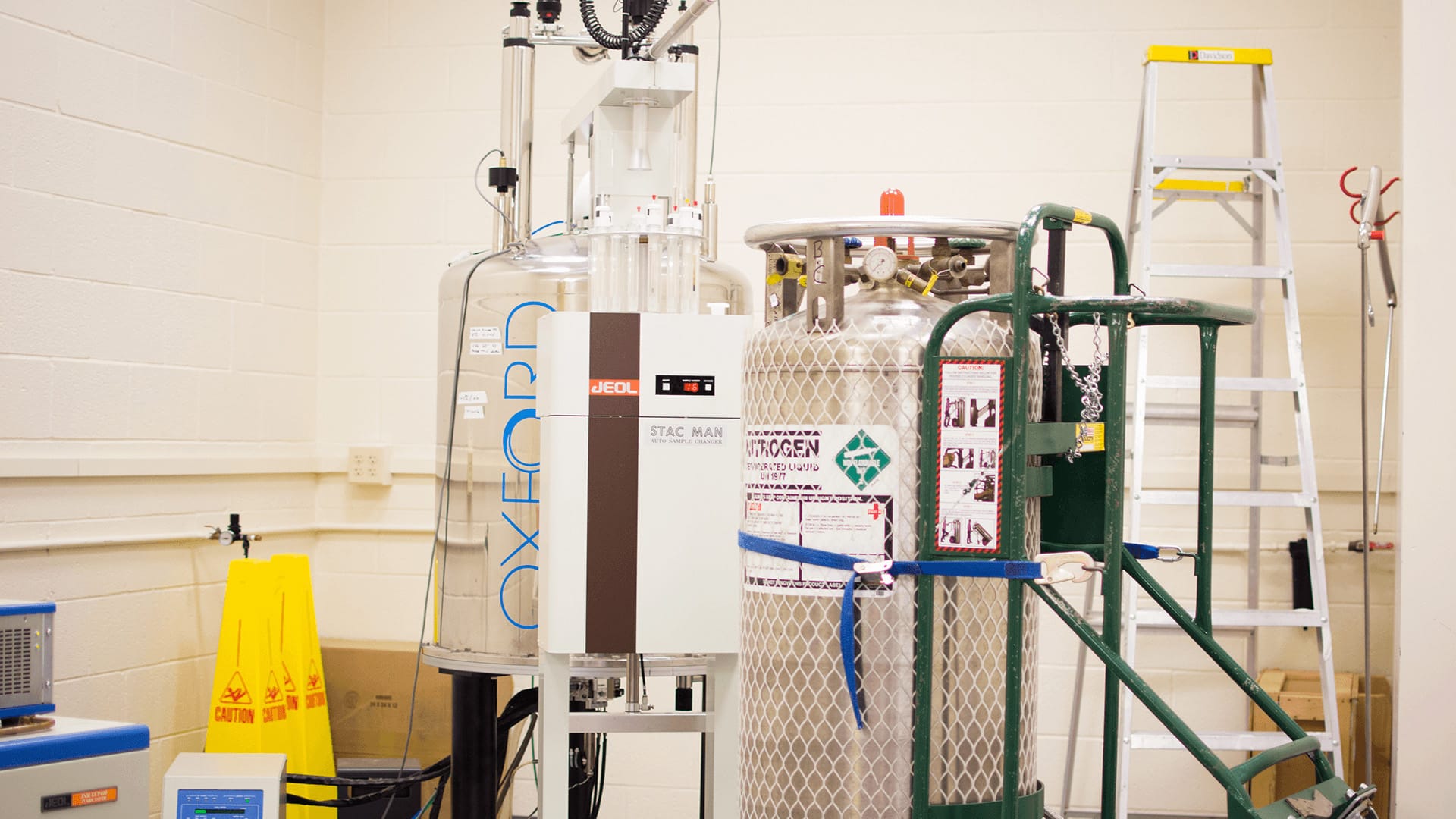 NMR