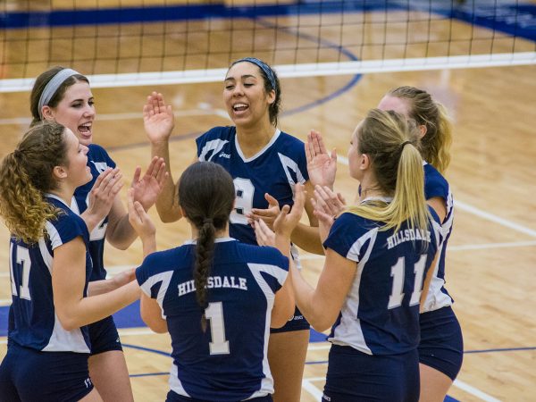 Hillsdale Chargers Volleyball