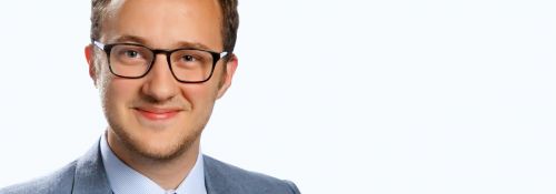 Viktor Rozsa Physics major alumnus
