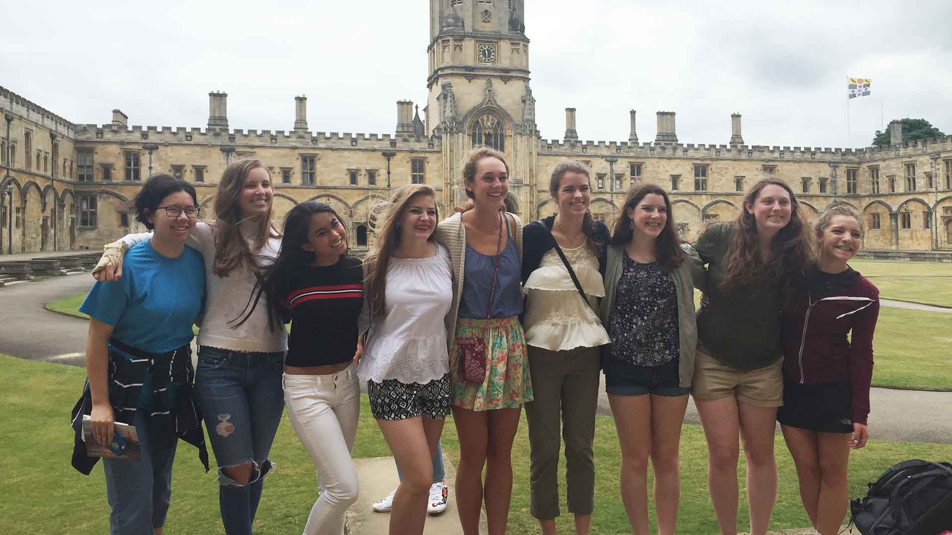 High School Study Abroad, England group photo.