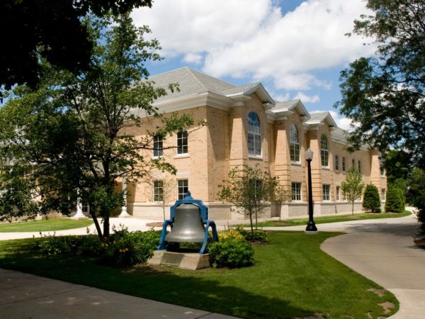 Bell on Hillsdale College campus