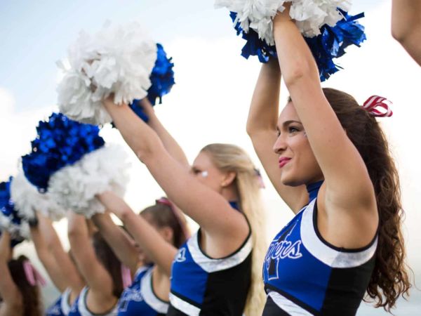 Hillsdale College Cheerleaders