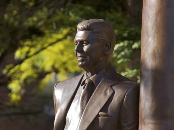 Ronald Reagan Statue