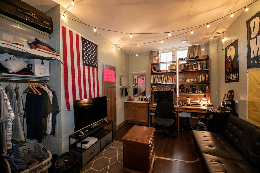 Simpson Residence interior